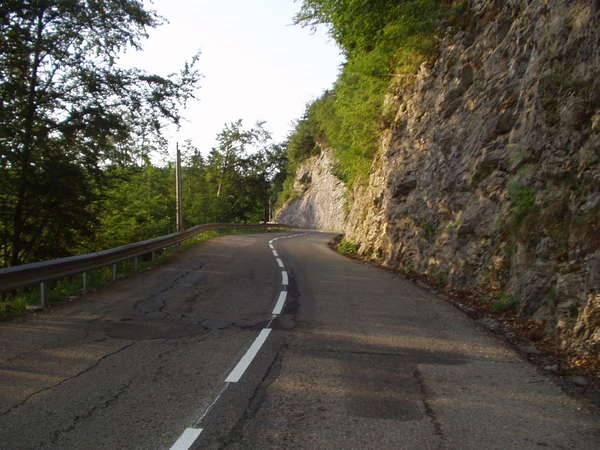 fichier 20060625_0647_d913_route_vers_revard-0.jpg