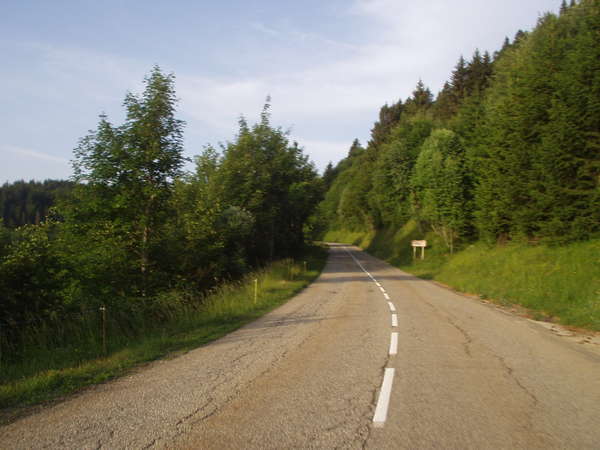 fichier 20060625_0654_002d913_route_vers_revard-0.jpg