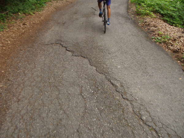 fichier 20060625_1255_001rf_route_etat_route-0.jpg