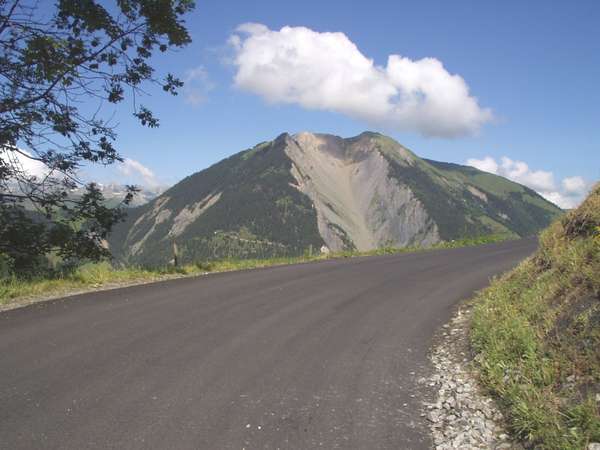 fichier 20060708_1040_001d80_route_vue_combe_genin_mont_charvin-0.jpg