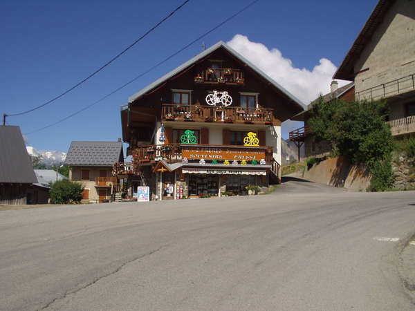 fichier 20060708_1050_002d80_route_albiez_le_vieux-0.jpg