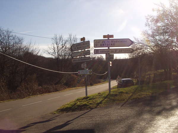 fichier 20070120_1358_001d20b_route_vers_col_de_la_madeleine-0.jpg