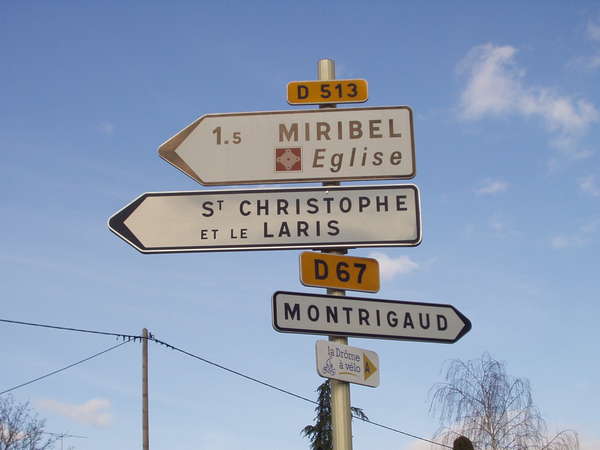 fichier 20070120_1433_d67a_carrefour_d27-0.jpg