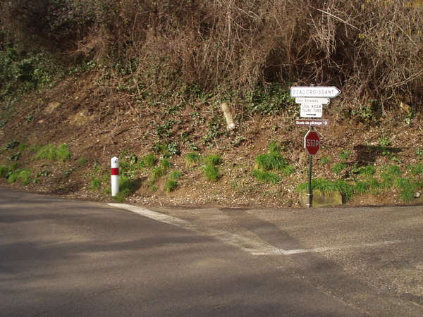 fichier 20070211_1304_002cv_route_arons_carrefour_droite-0.jpg