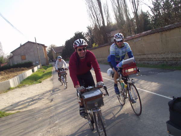 fichier 20070317_1636_001vers_luzinay_michel_giraud_marc_liaudon_derriere-0.jpg
