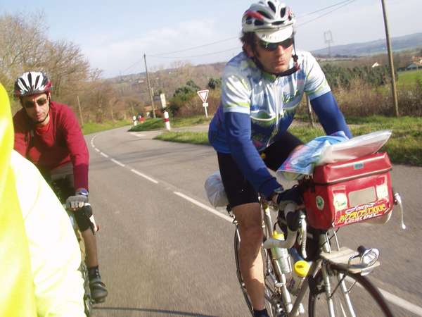 fichier 20070317_1638_002vers_luzinay_michel_giraud_marc_liaudon_derriere-0.jpg