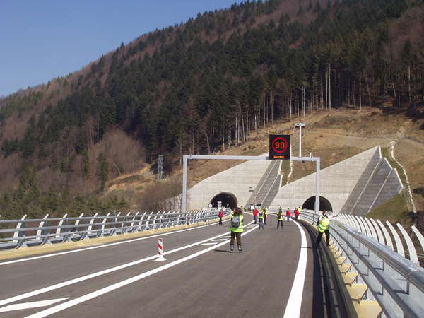fichier 20070318_1258_002a51_route_viaduc-0.jpg