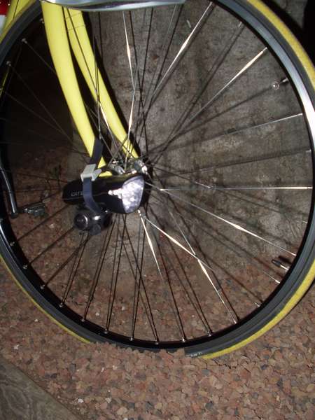 fichier 20070331_0454_002eclairage_fixe_moyeu-0.jpg