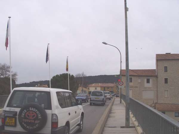 fichier 20070331_0944_002d952_route_vinon_sur_verdon_pont_sur_le_verdon-0.jpg