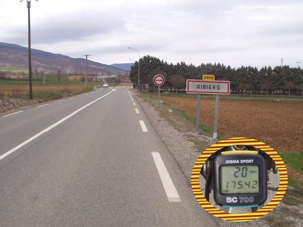 fichier 20070331_1421_001d948_route_ribiers_panneau1-0.jpg
