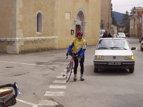 fichier 20070331_1430_002d948_route_ribiers_arrivee_cyclo-0.jpg