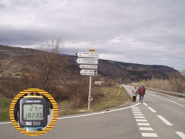 fichier 20070331_1452_001d948_route_carrefour_d942_590m_km00a-0.jpg