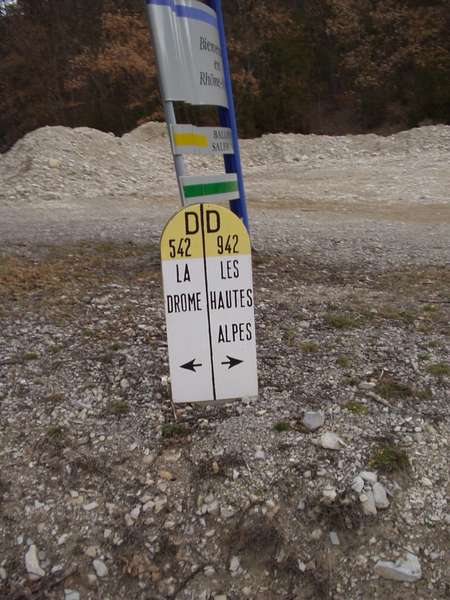 fichier 20070331_1539_003d942_route_borne_2605-0.jpg