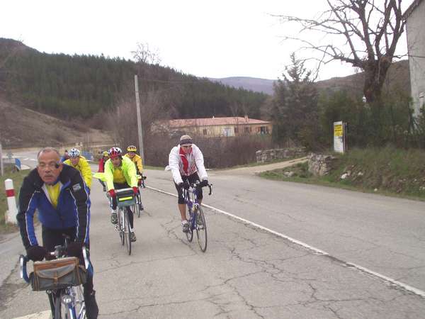 fichier 20070331_1614_001d546_route_groupe_derriere_lucien_claudepierre_derriere-0.jpg