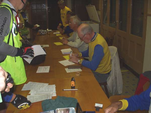 fichier 20070421_0347_depart_asptt_lyon_inscriptions-0.jpg