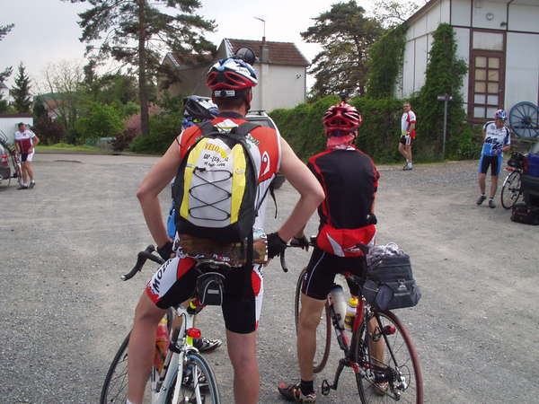 fichier 20070428_1543_001bellerive_sur_allier_inscriptions_cyclos-0.jpg
