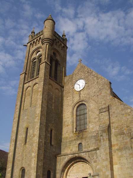 fichier 20070428_1751_001d1_route_le_montet_eglise-0.jpg