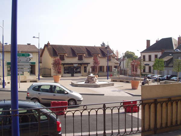 fichier 20070429_1041_004dompierre_sur_besbre_village-0.jpg