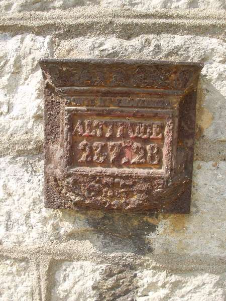 fichier 20070429_1051_001dompierre_sur_besbre_eglise_altitude-0.jpg