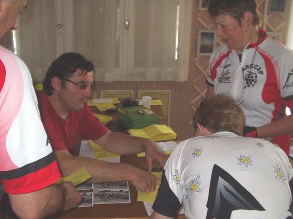 fichier 20070429_1434_bellerive_sur_allier_arrivee_pointage_carte_de_route-0.jpg