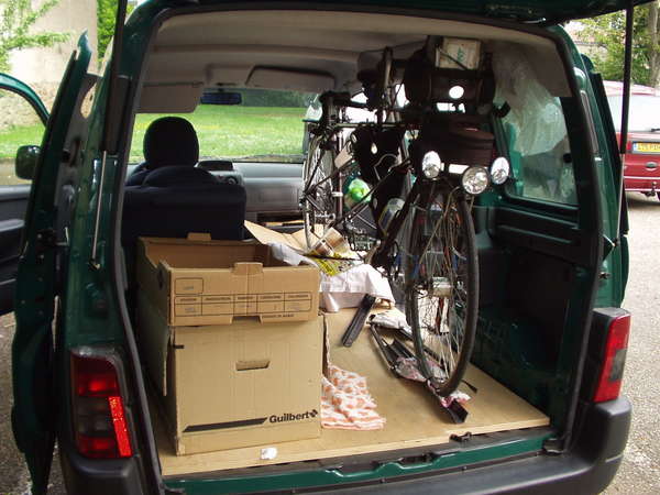 fichier 20070430_0923_001bellerive_sur_allier_tandem_berlingo-0.jpg