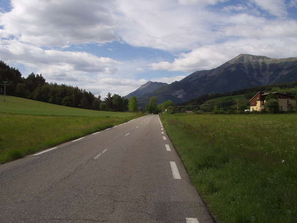 fichier 20070603_1803_d900_route_avant_col_de_maure-0.jpg