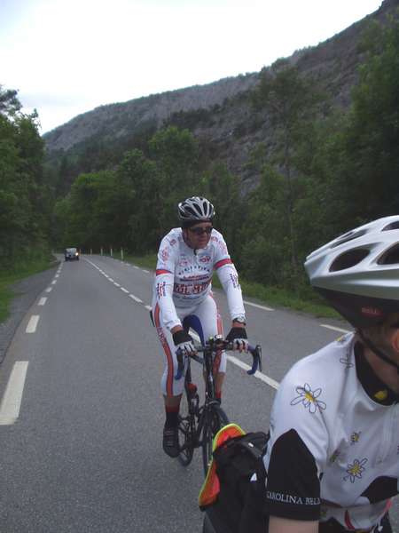 fichier 20070603_2003_002d900b_route_vers_gap_giorgio_pozetti_derriere-0.jpg