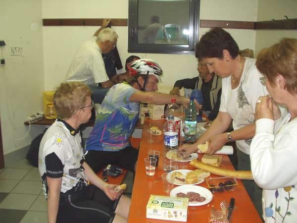 fichier 20070603_2047_001gap_arrivee_ravito-0.jpg