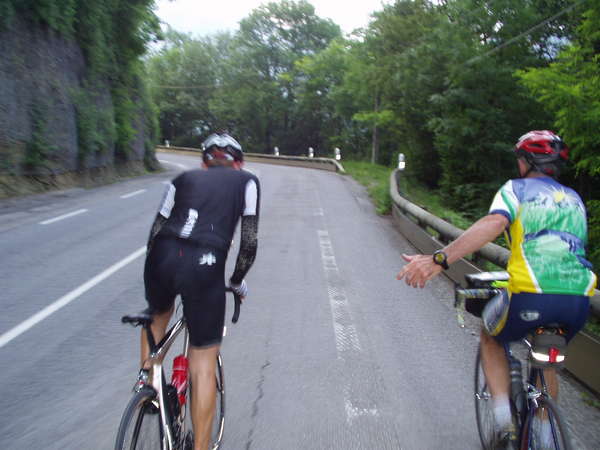 fichier 20070609_0631_d520a_route_cyclos_yenne-0.jpg