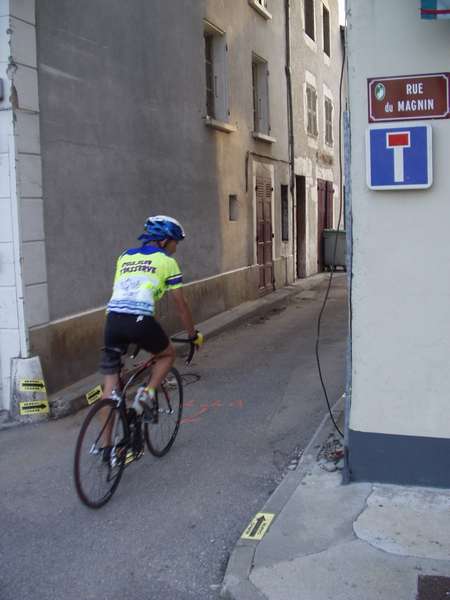 fichier 20070609_0711_002d520_route_saint_etienne_de_crossey_flechage-0.jpg