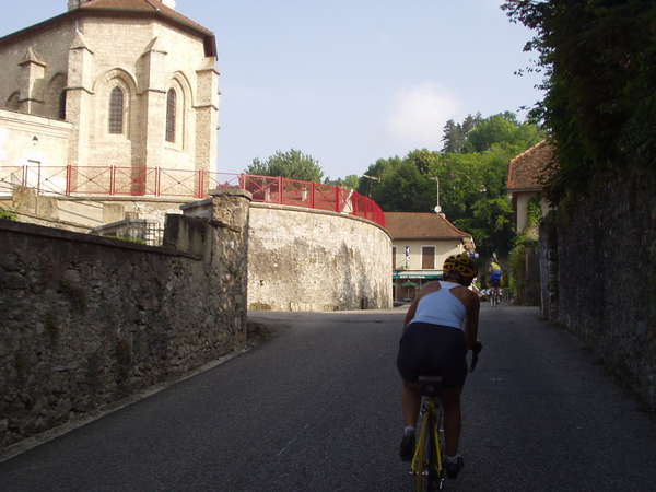 fichier 20070609_0832_001d28_route_saint_geoire_en_valdaine_cyclos_morestel-0.jpg
