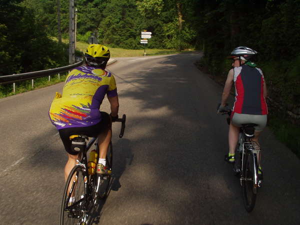 fichier 20070609_0834_002d28_route_apres_saint_geoire_en_valdaine_cyclo_isabelle-0.jpg