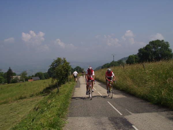fichier 20070609_1134_002cv_route_cyclos_derriere-0.jpg