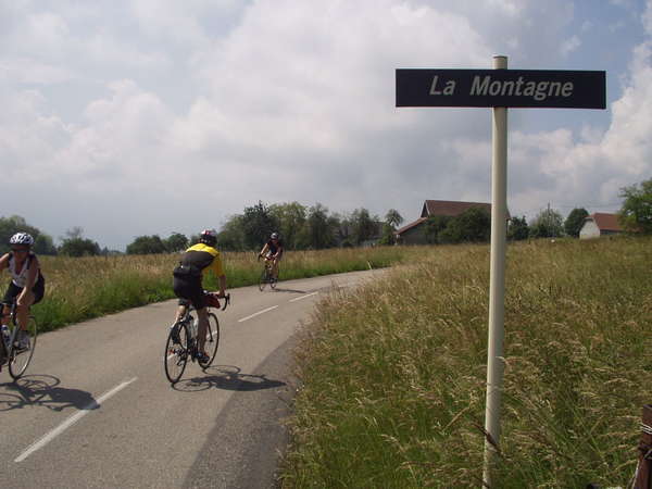 fichier 20070609_1139_001cv_route_la_montagne_cyclos-0.jpg