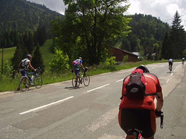 fichier 20070609_1407_001d512_route_cyclos_a_pieds-0.jpg