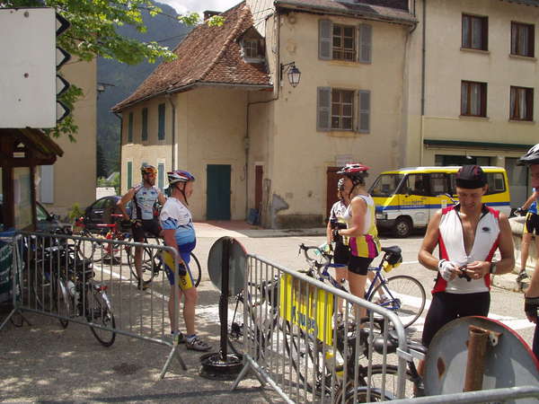 fichier 20070609_1426_006d512_route_saint_pierre_de_chartreuse_ravito-0.jpg