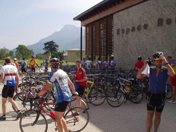 fichier 20070609_1645_saint_egreve_espace_robert_fiat_arrivee-0.jpg