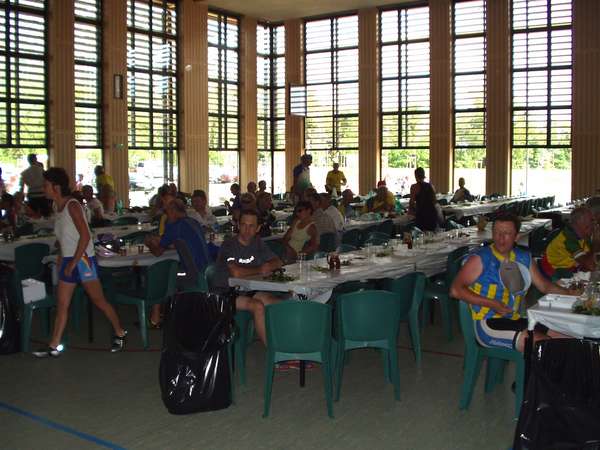 fichier 20070609_1702_003saint_egreve_espace_robert_fiat_assemblee_ecoute-0.jpg