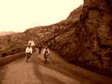 fichier 20070722_0633_d926_route_cyclos_descente-0.jpg