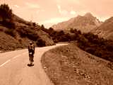 fichier 20070722_1255_003d902_route_cyclos_vue_grand_galibier-0.jpg