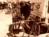 fichier 20070722_1444_002d902_route_col_du_galibier_ravito_mecano-0.jpg