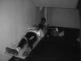 fichier 20070823_1203_001tinteniac_906k_dodo_sous_escalier-0.jpg