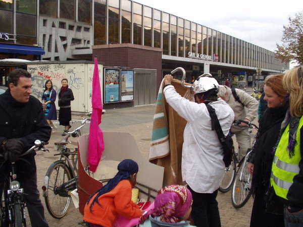 fichier 20071020_1458_007veloparade_depart-0.jpg