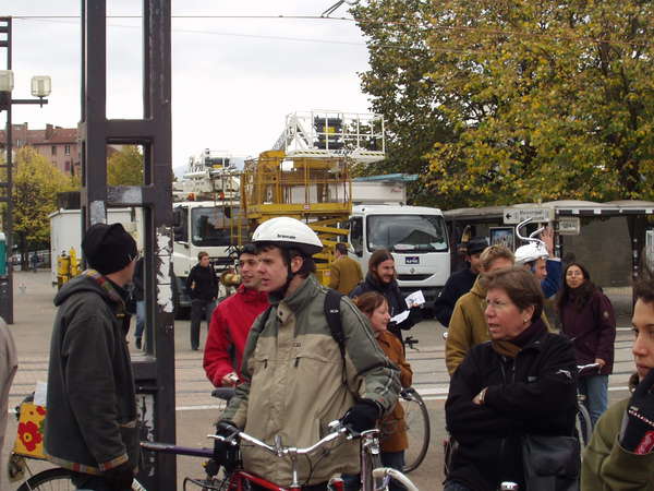 fichier 20071020_1501_003veloparade_depart-0.jpg