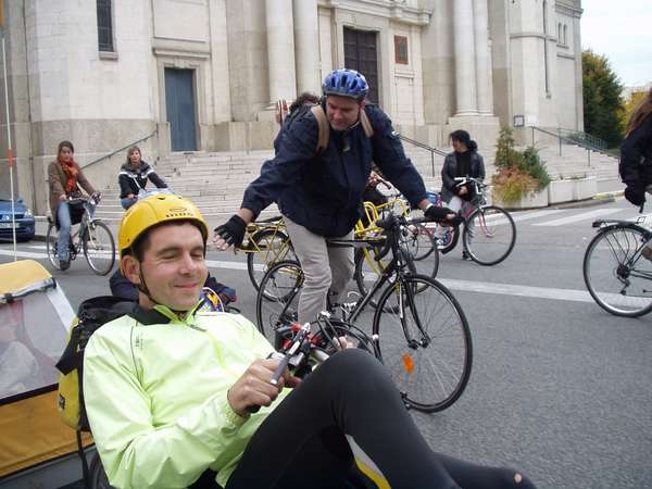 fichier 20071020_1512_001veloparade_rue_casmimir_brenier_laurent-0.jpg