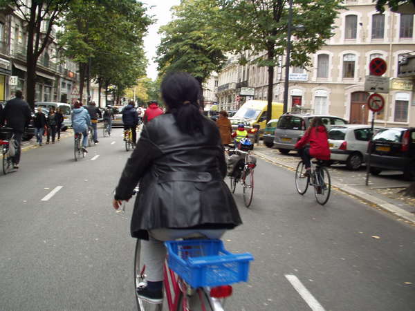 fichier 20071020_1517_002veloparade_boulevard_gambetta-0.jpg