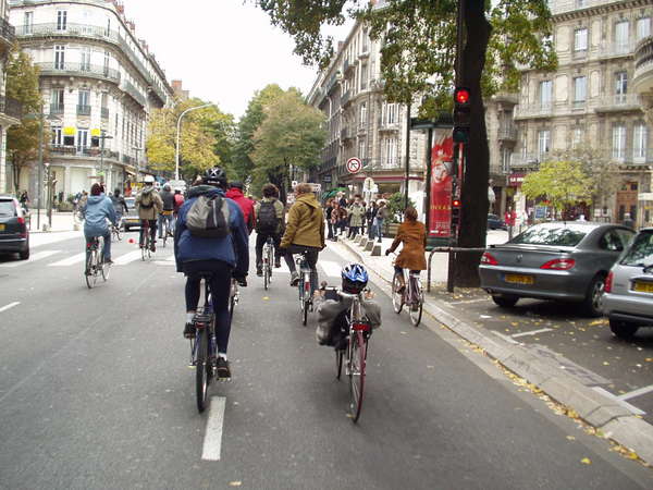 fichier 20071020_1517_004veloparade_boulevard_gambetta_jonathan-0.jpg
