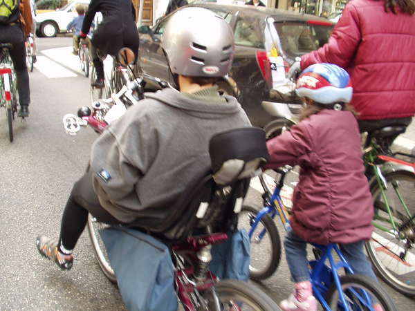 fichier 20071020_1522_002veloparade_rue_de_bonne_rue_guetat_vanessa-0.jpg