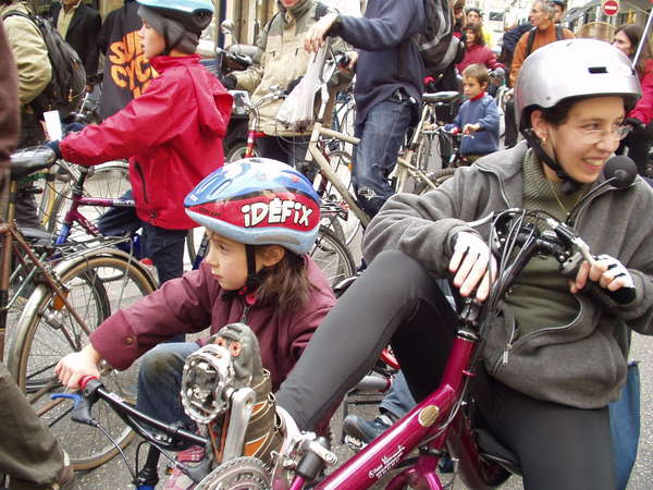 fichier 20071020_1524_005veloparade_rassemblement_vanessa-0.jpg