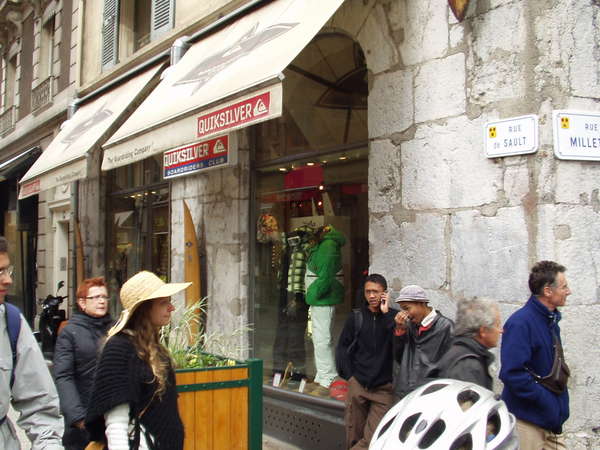 fichier 20071020_1529_002veloparade_rassemblement_pietons-0.jpg